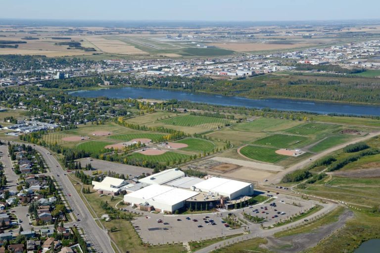 AB130910083 1 768x512