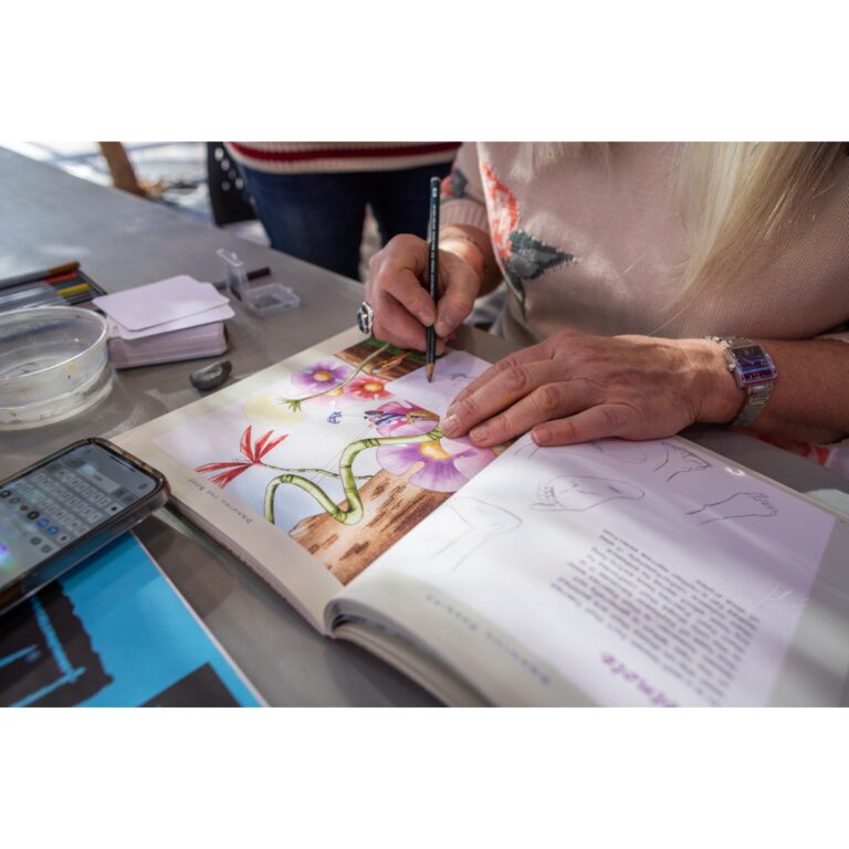 338164859 1671887299912344 2353478850247442045 n 768x768