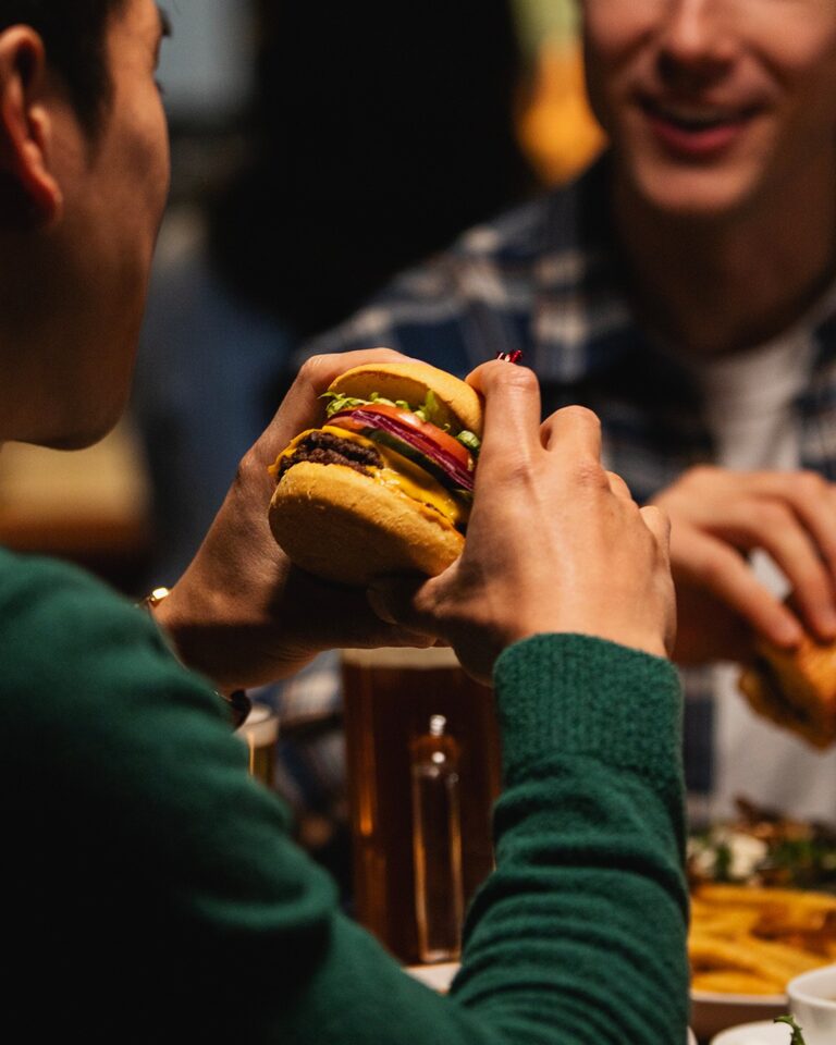 430662855 803673215122876 3979763945989714751 n 768x960