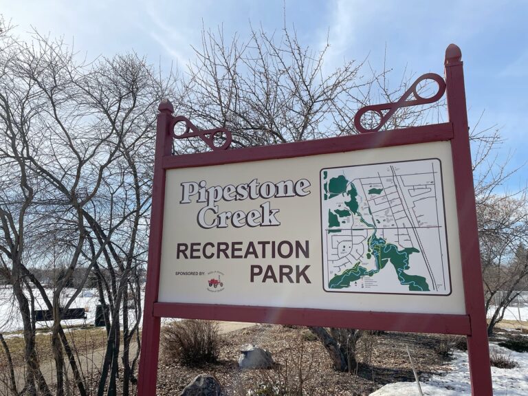 Pipestone Creek 1 768x576