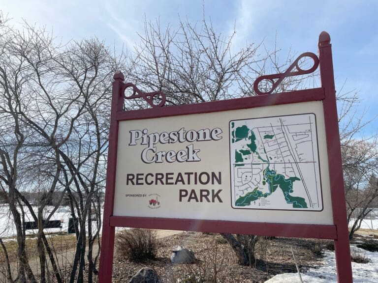 Pipestone Creek 768x576