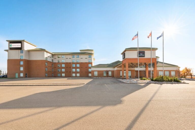 Royal Hotel Edmonton Airport Trademark Collection by Wyndham Exterior 1420593 768x512